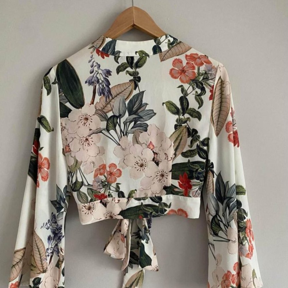 Show Me Your MuMu Tropical Floral Blouse with Tie Front - Picture 4 of 5
